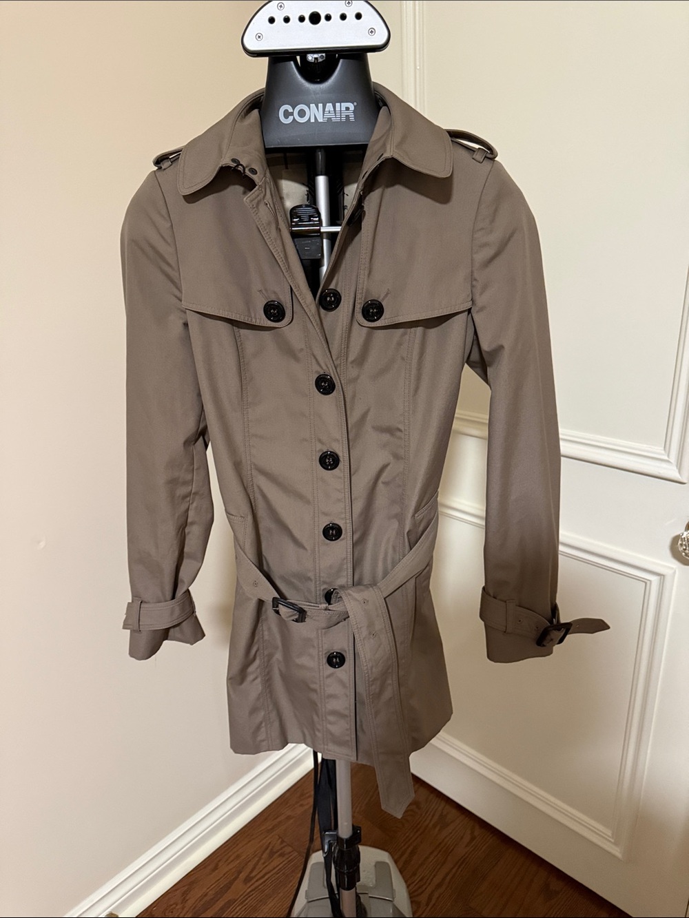 Burberry is Women's Trench Coat with Belt